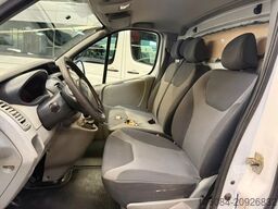 RENAULT Trafic Kasten L1H1 Klima AHK TÜV 08/2027