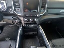 DODGE RAM 1500 BIG HORN Crew Cab Cargo Box 4x4 Pickup