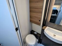 BÜRSTNER B66 TD 690 G Hubbett