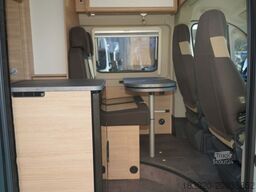 ROADCAR R 600 (58) AHK, Navi