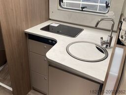 CARADO T 447 Pro+ AUTOMATIK, MARKISE, TV+SAT