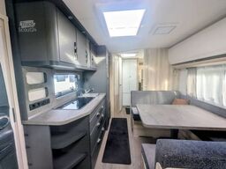 HOBBY De Luxe 545 KMF FUßBODENERWÄRMUNG, AUFLASTUNG