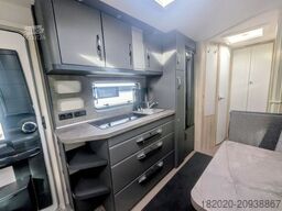 HOBBY De Luxe 545 KMF FUßBODENERWÄRMUNG, AUFLASTUNG