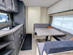 HOBBY De Luxe 545 KMF FUßBODENERWÄRMUNG, AUFLASTUNG