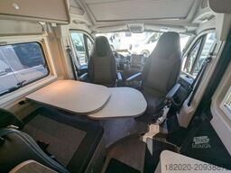 CARADO CV 640 PRO+ 180 PS AUTOMATIK,MARKISE,NAVI