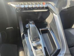 PEUGEOT 5008 GT*Automatik*Leder*AHK*Sound-System Focal*M