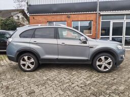 CHEVROLET Captiva 2.2 D LTZ 4WD*Automatik*Leder*Navi*7-Sit