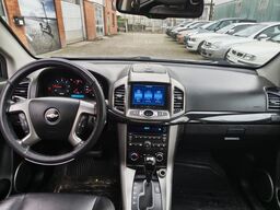 CHEVROLET Captiva 2.2 D LTZ 4WD*Automatik*Leder*Navi*7-Sit