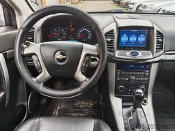CHEVROLET Captiva 2.2 D LTZ 4WD*Automatik*Leder*Navi*7-Sit