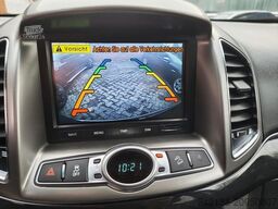 CHEVROLET Captiva 2.2 D LTZ 4WD*Automatik*Leder*Navi*7-Sit
