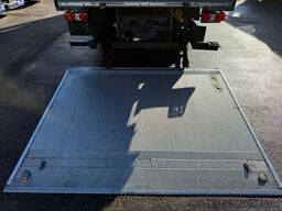 MERCEDES-BENZ ACTROS 1830 L Koffer 7 m LBW 2 T*LASI VDI*66 tkm