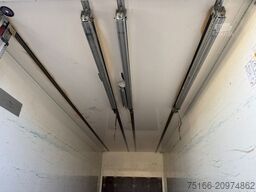 MERCEDES-BENZ ACTROS 1830 L Koffer 7 m LBW 2 T*LASI VDI*66 tkm