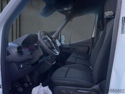 Mercedes-Benz Sprinter 214 CDI Pritsche Plane AHK+MBUX+DAB+FWD