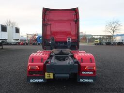 Scania S 500 Super 6x2/4 mit verstellbarer Sattelkupplung
