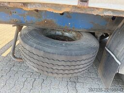 Krone Curtainsider / Planenauflieger