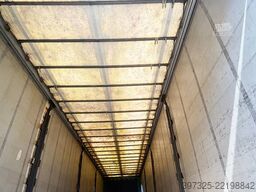 Krone Curtainsider / Planenauflieger