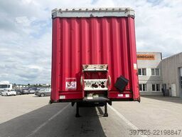 Krone Curtainsider / Planenauflieger