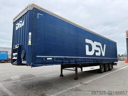 Krone Curtainsider / Planenauflieger
