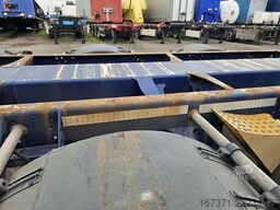 D-TEC VCC-01 / 45 FOOT CONTAINER CHASSIS / VALKX AXLES.