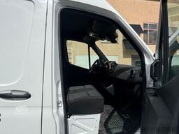 MERCEDES-BENZ Sprinter 317/kstattregale- Sortimo