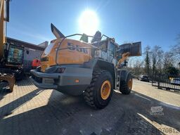 Liebherr L 556 2PLU2