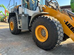 Liebherr L 556 2PLU2
