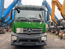 Mercedes-Benz Antos 2543