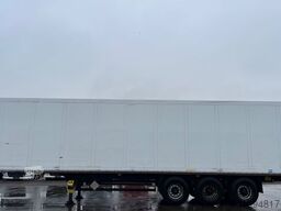 SCHMITZ CARGOBULL SKO24 / Trockenkoffer / Koffer / Rolltor