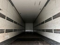 SCHMITZ CARGOBULL SKO24 / Trockenkoffer / Koffer / Rolltor