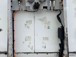 SCHMITZ CARGOBULL SKO24 / Trockenkoffer / Koffer / Rolltor