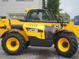 JCB 535-95 / 3.5 T / range 9.5 m / joystick
