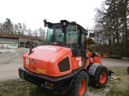 KUBOTA R065