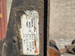 SAF SKRB9019W/ TRAILER AXLE 9 TON / DISC.
