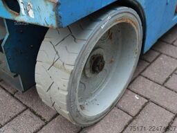 Genie GS3246 Electric, Working Height 11.75 m, 318kg Cap