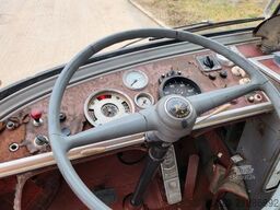 SETRA Kässbohrer Setra S 11