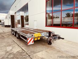 Möslein TT 31 F  31 t GG Tridem- Tieflader 3 Achs, gelenktNeufahrzeug