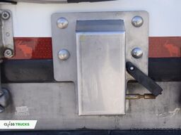 SCHMITZ CARGOBULL SKO D-Deck FP 45 ThermoKing SLXi 300 LA