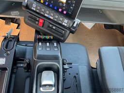 Mercedes Benz Unimog U527