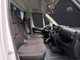 PEUGEOT Boxer Koffer Ladebordwand Klima Tempomat*82 Tkm*