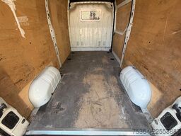 RENAULT Master 2.3 dCi 92 kw Lang+Hoch L2H2 Klima Ahk