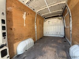 RENAULT Master 2.3 dCi 92 kw Lang+Hoch L2H2 Klima Ahk