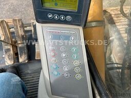 LIEBHERR R 926 LC Litronic Kettenbagger, Verstellausleger