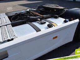 MERCEDES-BENZ Actros 1851 GIGA Space Hydraulik Öl Retarder