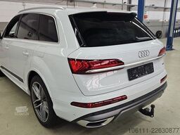 AUDI Q7 55 TFSI e quattro S line HeadUp/Massage/AHK