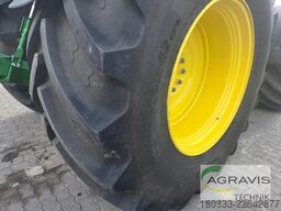 John Deere 6R 250