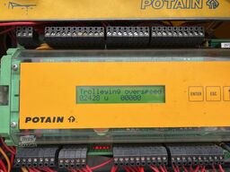 Potain IGO32 Tri/A Mobile self-erecting tower c