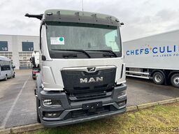 MAN NEW TGS 26.520 6x2-4 LL CH / No engine