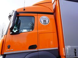 Mercedes-Benz Actros 2545 6×2 MP5 / FULL ADR / Curtain