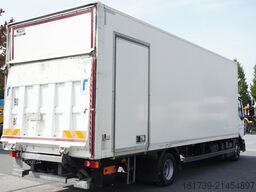 Renault D12 Euro 6 / 18 pallets / Tail lift/ 2017