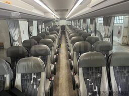 Van Hool EX17
